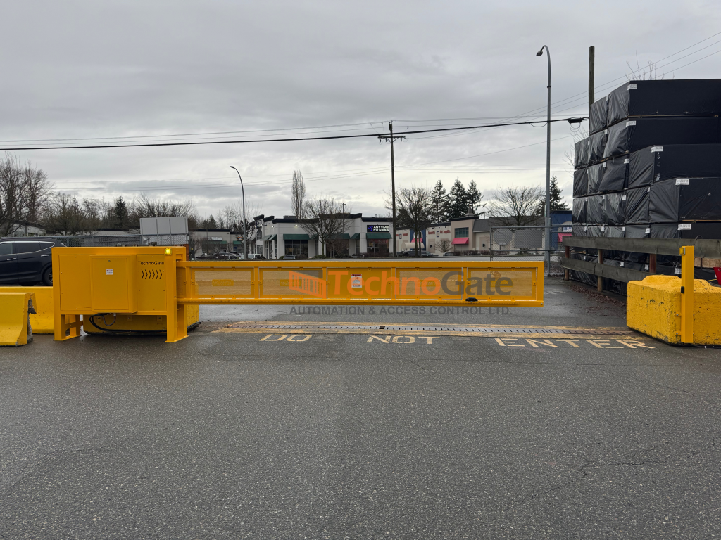 Vandalproof-Cantilever-Gate-Langley