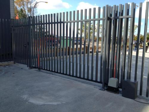 TG474 Sliding gate-Steel pickets in North Vancouver