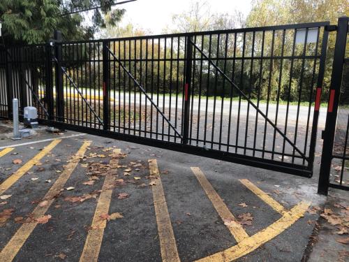 TG669 Cantilever sliding gate-Aluminum pickets in Richmond