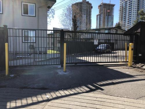 TG732 Aluminum pickets style sliding gate in Burnaby