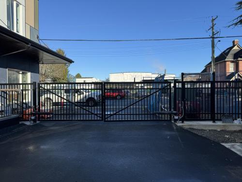 TG923 double swing gate in Victoria