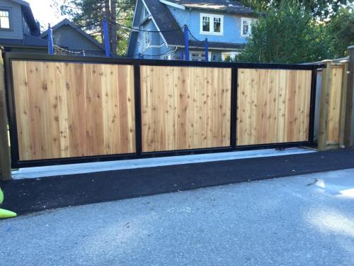 TG962 Sliding gate aluminum fram with wood in-fill in Vancouver